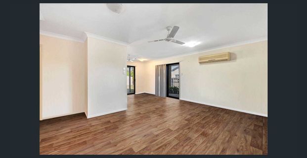 Spacious Family Home! - Photo 1