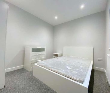 Dunstable Place, Luton, LU1 - Photo 1