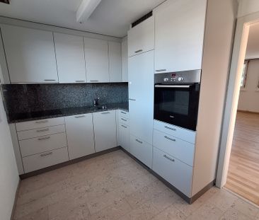 3.5-Zimmer-Wohnung mit Charme und Cheminée - Foto 2