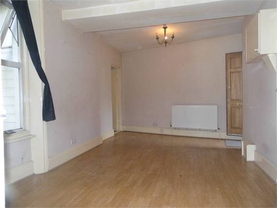 halesworth road, london - Photo 1