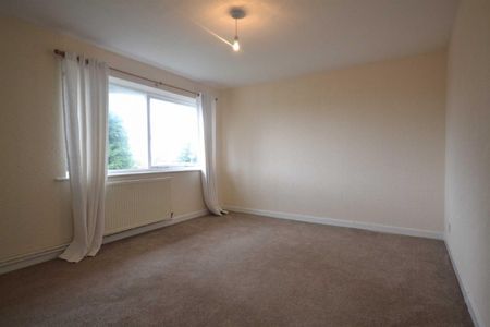 2 bed Flat for Rent - Photo 3