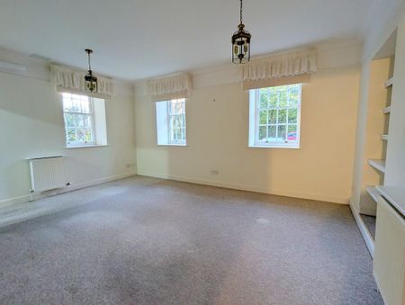 2 bedroom flat to rent - Photo 2
