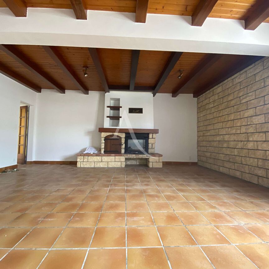 Location Maison 4 pièces 121m² - Photo 1