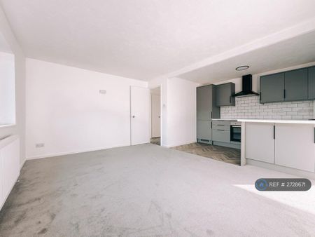 1 bedroom flat to rent - Photo 3