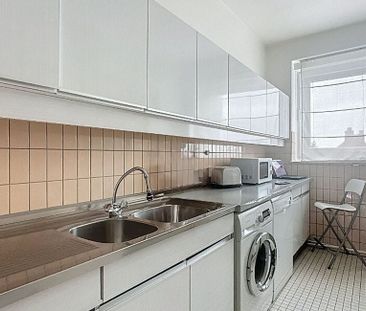 Appartement te huur in Elsene voor € 1.200 met 1 slaapkamer - Photo 4