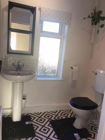 48 Glenside Parade, Belfast, BT14 8AH - Photo 5