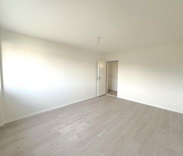Grosszügige 4.5 Zimmerwohnung im 2.OG - Photo 3