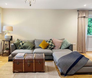 2 bedroom terraced house to rent - Photo 2