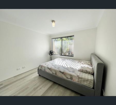 9/9 Pulchella Street, Wattle Grove, WA 6107 - Photo 2