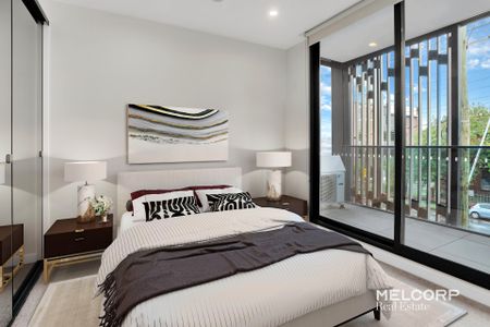 NORTH FACING BEAUTY AT ARDEN PARK – FURNISHED - Photo 5