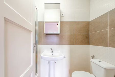 Alameda das Linhas de Torres, Lisbon, Lisbon 1750-140 - Photo 5