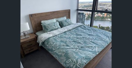 Luxury Fully Furnished Queens Wharf 2+2 Unit + 1 Car Park - Photo 5