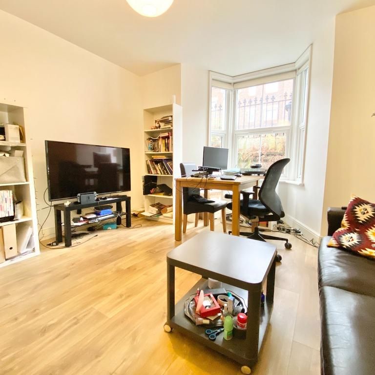 1 bedroom flat to rent - Photo 1