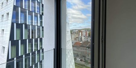 Appartement te huur in Liège voor € 1.335 met 2 slaapkamers - Photo 4
