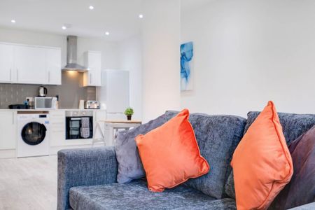 1 bedroom apartment to rent - Photo 3