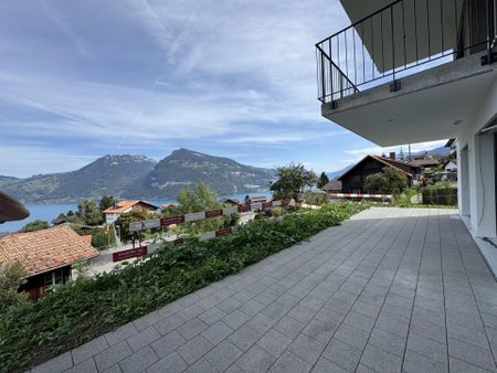 Herrliche Sicht auf den Thunersee, Grosszügige Terrasse (ca. 30 m²)... - Foto 2