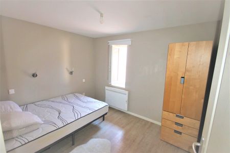 Location Appartement 2 pièces 43m² NEUVILLE SUR SAONE 69250 - Photo 4