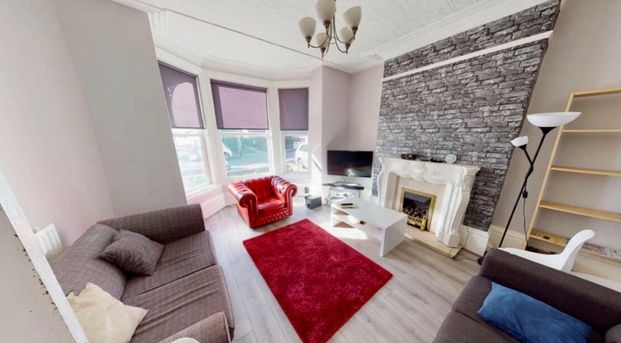 6 Bed - 8 St Michael's Terrace, Headingley, Leeds - LS6 3BQ - Student - Photo 1