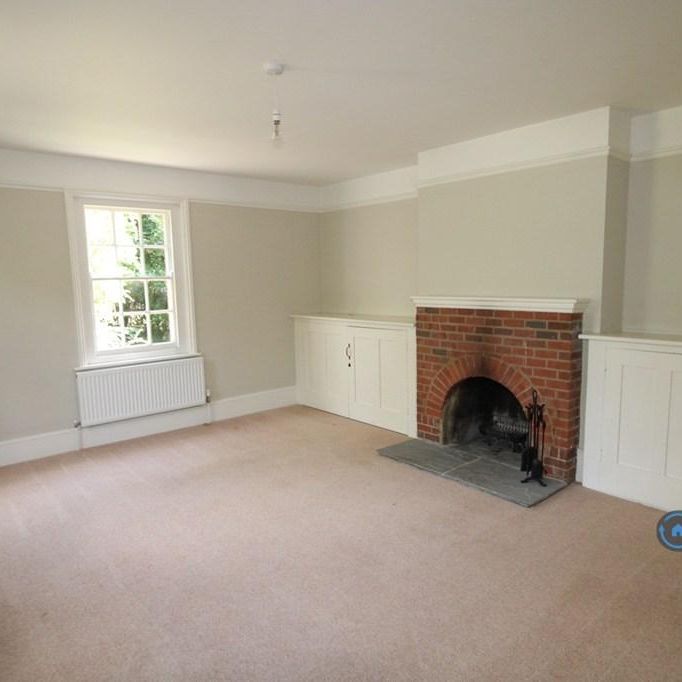 5 bedroom detached house to rent - Photo 1