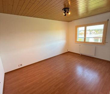 Charming 3.5 room apartment on the 3rd floor in Echallens - Photo 3