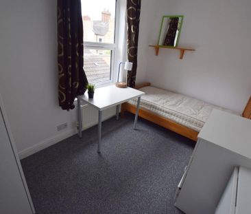 4 bedroom house share to rent - Photo 3