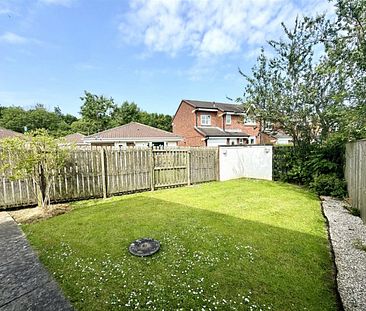 Woodrush, Coulby Newham, Middlesbrough - Photo 1