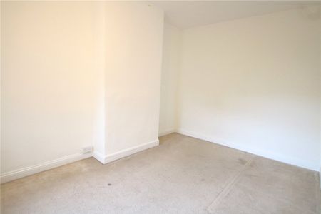 Greville Street, - Photo 3