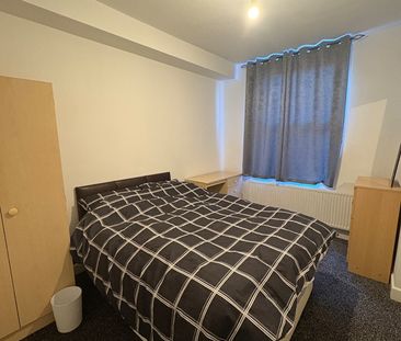 Room in a Shared House, Maud St, NG7 - Photo 2