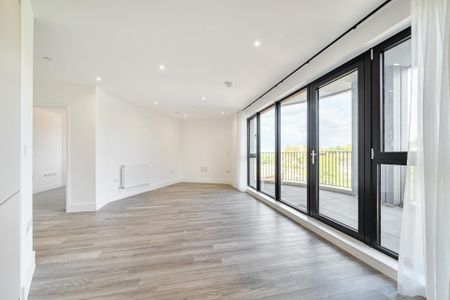 2 bedroom flat to rent - Photo 2