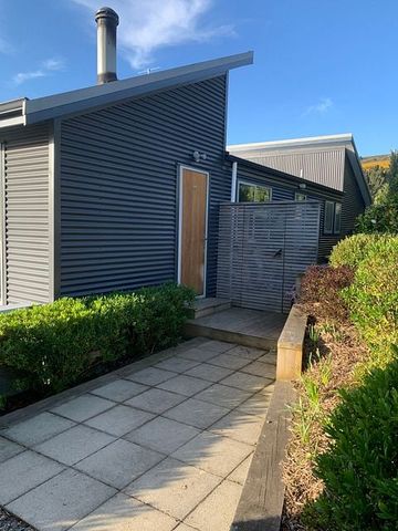 Large Family Home in Private Cul de Sac - Photo 2