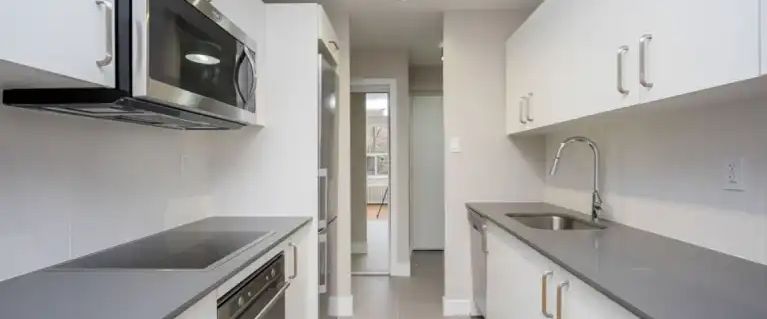 25 Eccleston Drive | 25 Eccleston Drive, Toronto - Photo 1