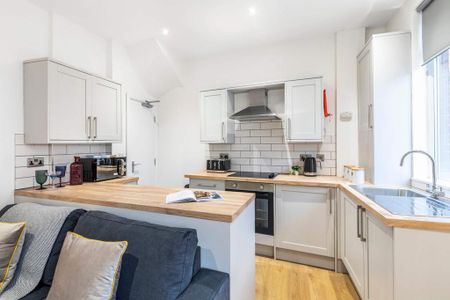 4 bedroom house to rent - Photo 2