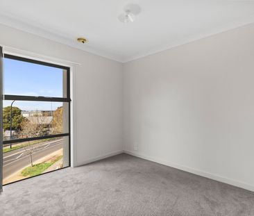 35/79-89 Lancefield Drive, Caroline Springs VIC 3023 - Photo 1