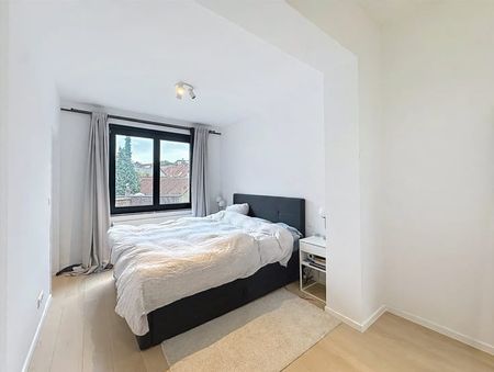 Appartement te huur - foto 4