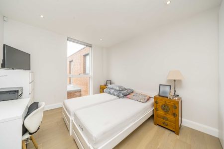 Dersingham Road, North West London, NW2, London - Photo 3