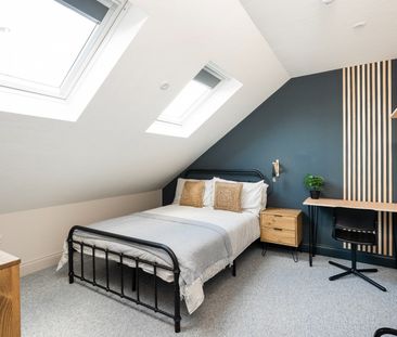 Room in a Shared House, Gloucester Road, BS7 - Photo 1