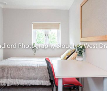 1 bedroom in a house share to rent - Photo 3