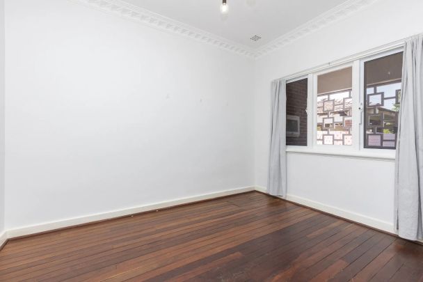 Vintage charmer. - Photo 1