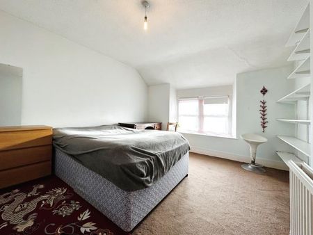 2 Bed Maisonette, Westmoreland Road, BS6 - Photo 3