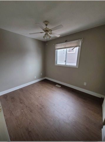 For Lease - 382 Hansen Road, Brampton, Ontario - Photo 3