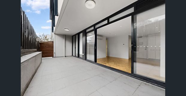 Stylish & Convenient Living in Prime Doncaster Location - Photo 1