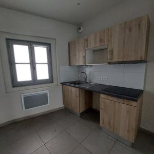 location Appartement T2 DE 40.8m² À AIX EN PROVENCE - Photo 2