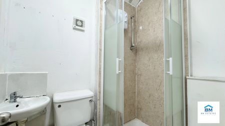 2 Bedroom Flat - Photo 5