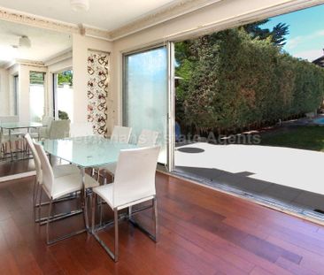 4 bedroom detached house to rent - Photo 4