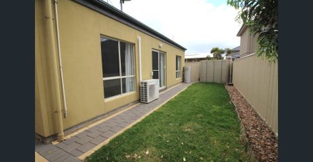 WALK TO RESTAURANTS AND BEACH - Photo 2