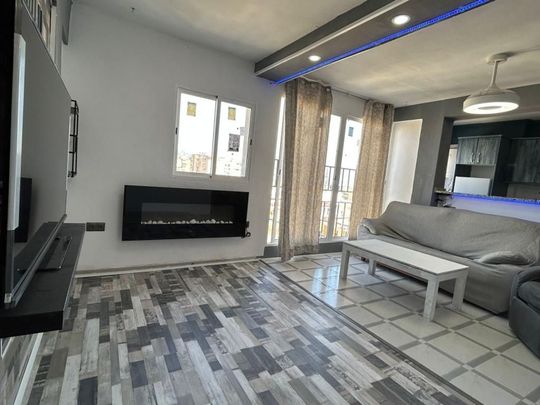 Alquiler de estudio en Calle Carpio, 52 - Photo 1