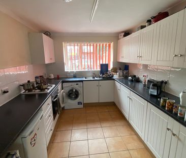 Room in a Shared House, Swiss Road, BS3 - Photo 5
