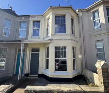 5 bedroom detached house to rent - Photo 1