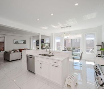 For Lease - 4712 Doug Wright Drive, Burlington, Ontario - Photo 6