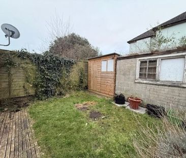 Cardigan Road, Winton - Photo 3